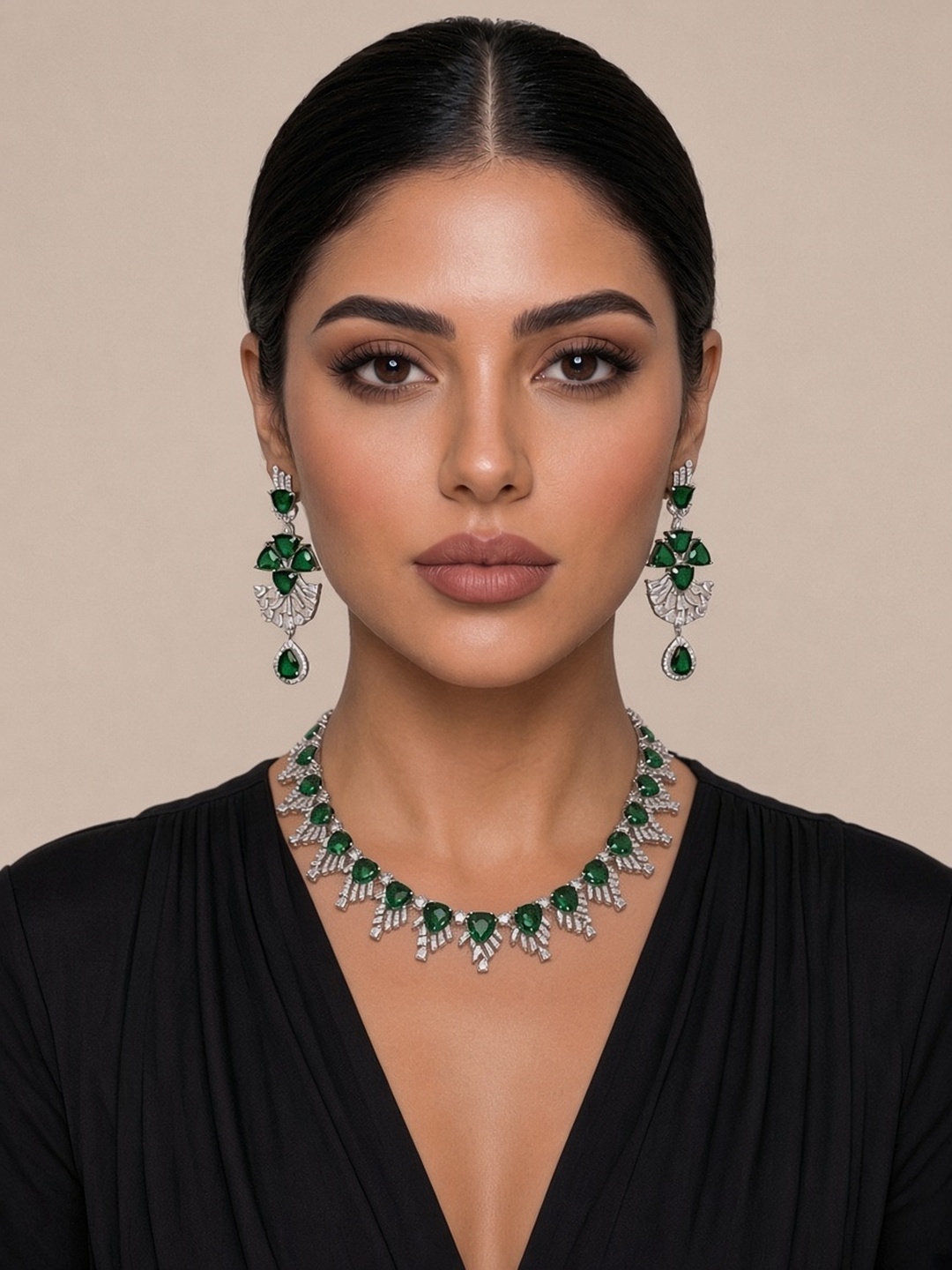 Lookbook Portrait I — Collar Necklace & Drop Earrings